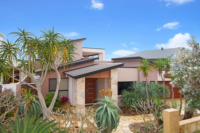 Photo - 37 Salt Water Crescent, Kingscliff NSW 2487 - Image 2