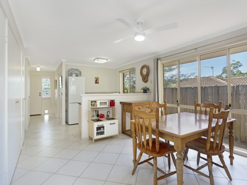 Photo - 37 Sandalwood Terrace, Nerang QLD 4211 - Image 2