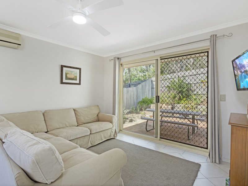 Photo - 37 Sandalwood Terrace, Nerang QLD 4211 - Image 4