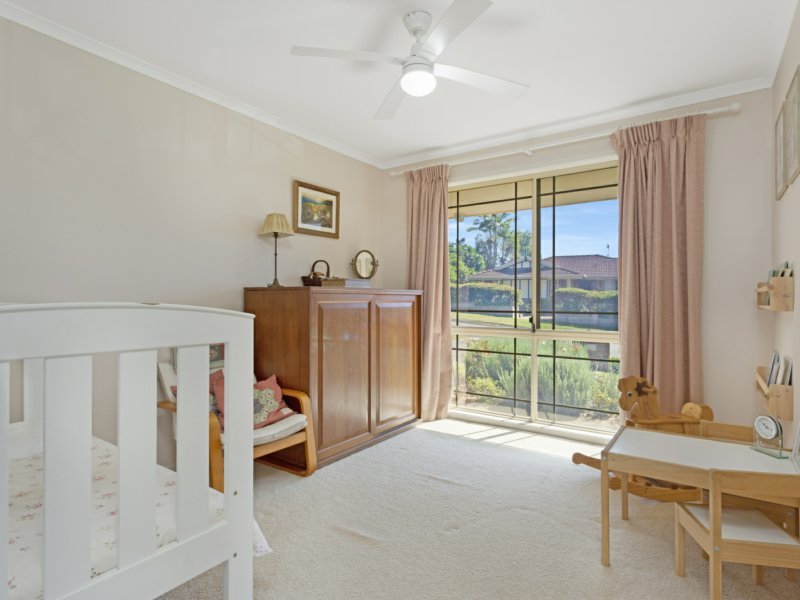 Photo - 37 Sandalwood Terrace, Nerang QLD 4211 - Image 12