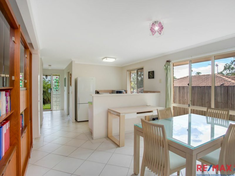 Photo - 37 Sandalwood Terrace, Nerang QLD 4211 - Image 4