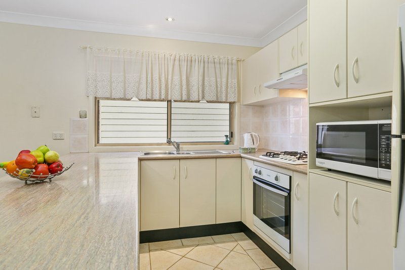 Photo - 37 Sanderson Rd , Kanahooka NSW 2530 - Image 3