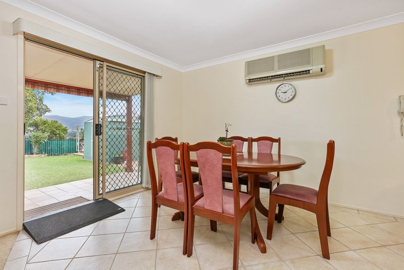 Photo - 37 Sanderson Rd , Kanahooka NSW 2530 - Image 5