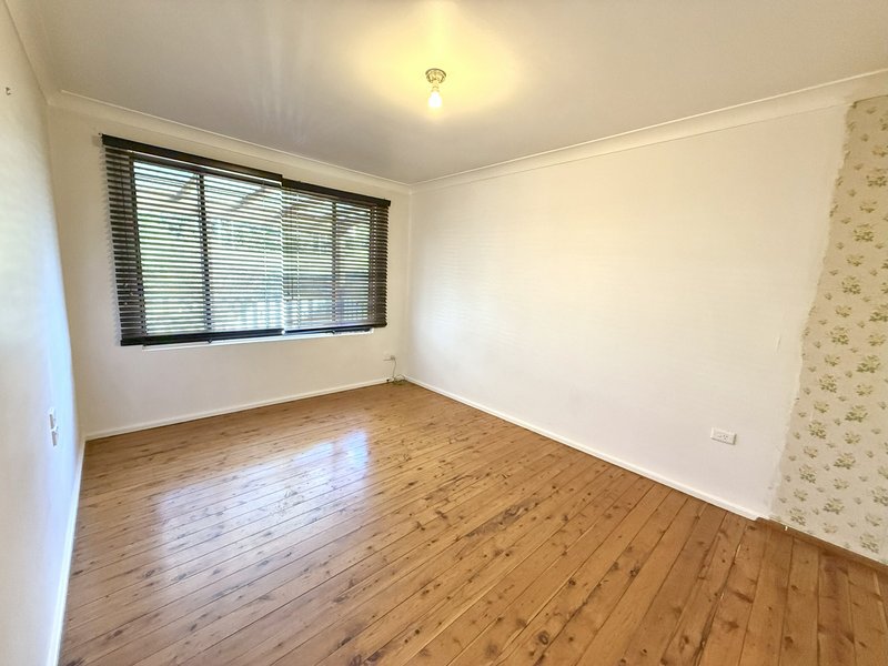 Photo - 37 Scenic Drive, Budgewoi NSW 2262 - Image 5
