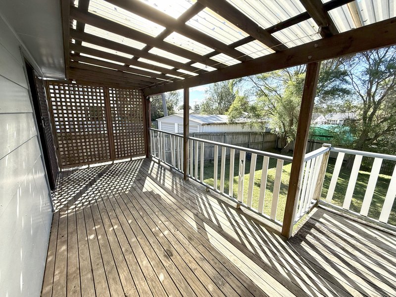 Photo - 37 Scenic Drive, Budgewoi NSW 2262 - Image 12