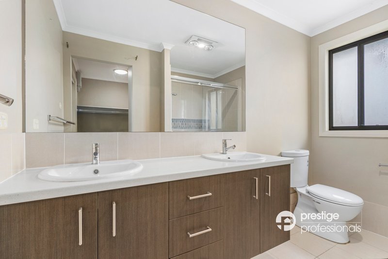 Photo - 37 Schulten Street, Moorebank NSW 2170 - Image 9