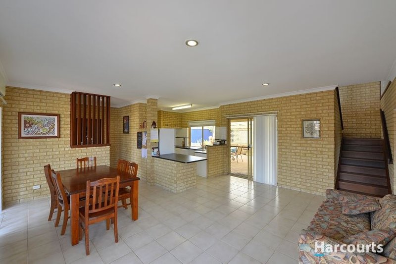 Photo - 37 Seawind Drive, Silver Sands WA 6210 - Image 3