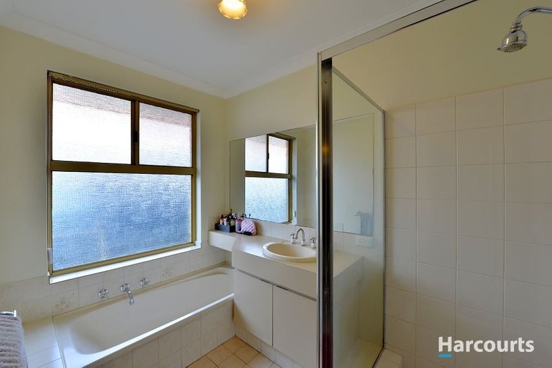 Photo - 37 Seawind Drive, Silver Sands WA 6210 - Image 9