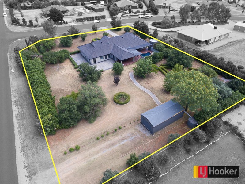 Photo - 37 Sequoia Drive, Tamworth NSW 2340 - Image 24