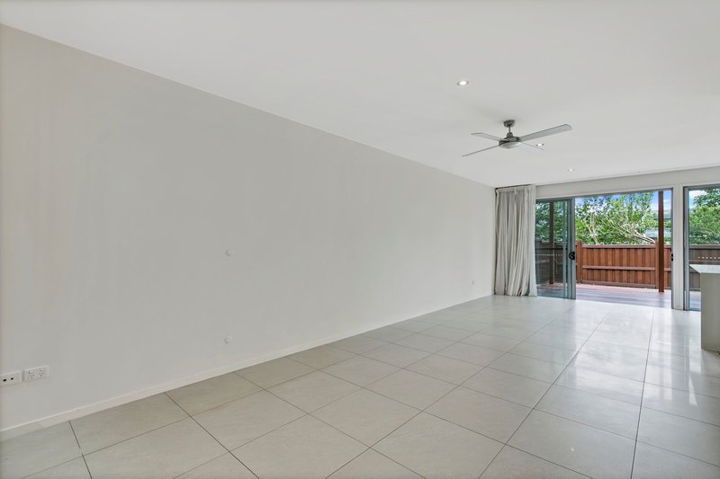 Photo - 37 Serenity Circuit, Maroochydore QLD 4558 - Image 5