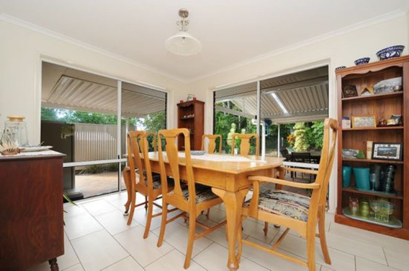 Photo - 37 Seymour Close, Rosemount QLD 4560 - Image 13