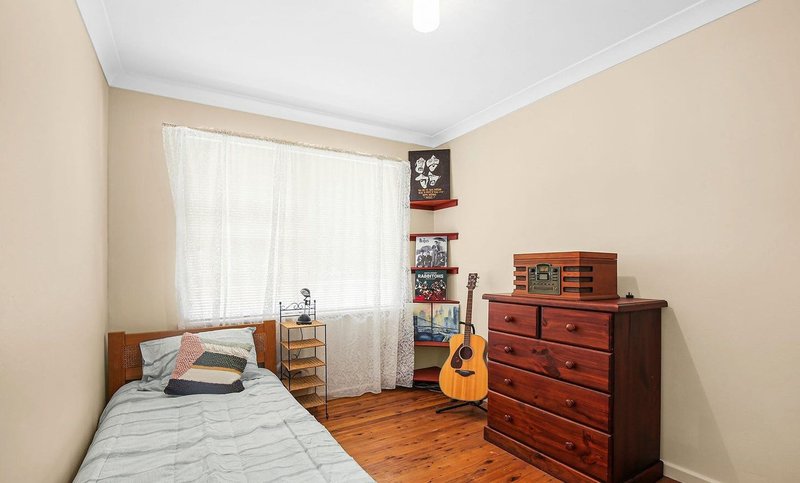 Photo - 37 Shamrock Street, Smithfield NSW 2164 - Image 6