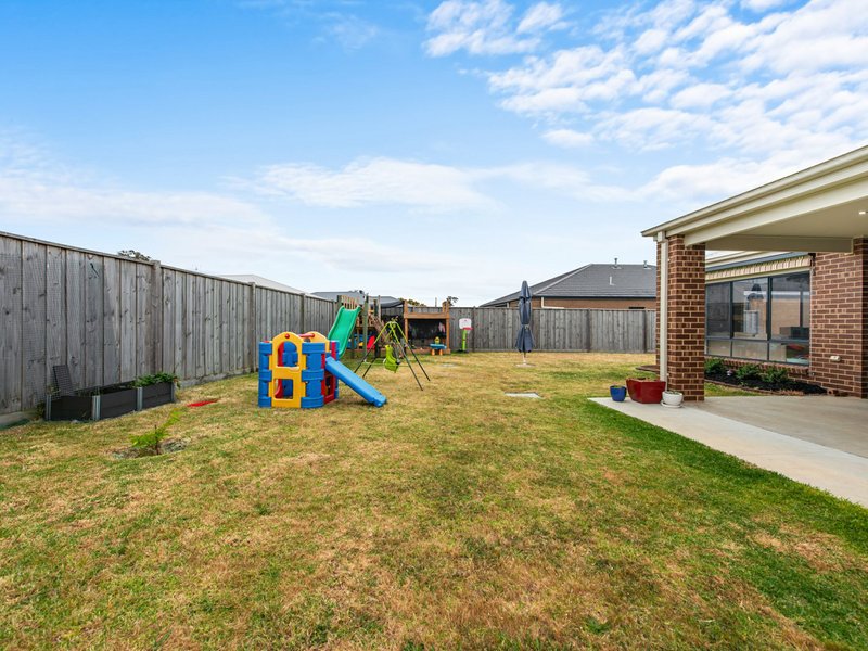 Photo - 37 Shannon Boulevard, Bairnsdale VIC 3875 - Image 21