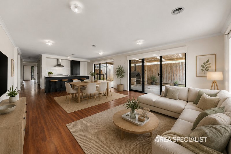 Photo - 37 Silver Way, Koo Wee Rup VIC 3981 - Image 4