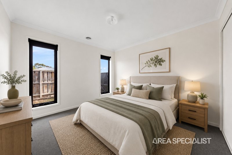 Photo - 37 Silver Way, Koo Wee Rup VIC 3981 - Image 7