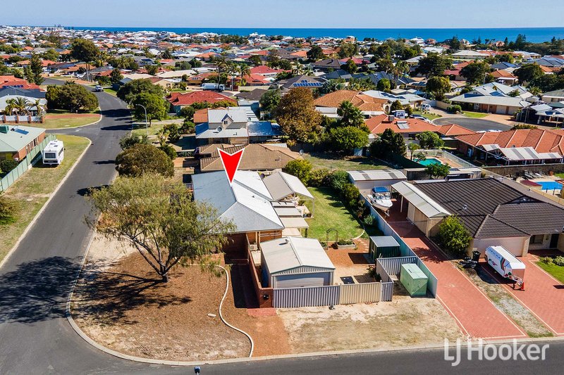 37 Silvertop Avenue, Halls Head WA 6210