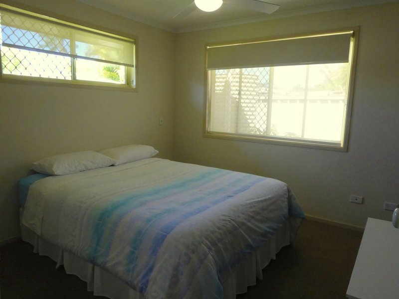 Photo - 37 Sirene Crescent, Deception Bay QLD 4508 - Image 16