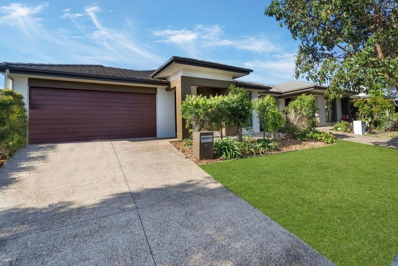 37 Slate Court, Logan Reserve QLD 4133