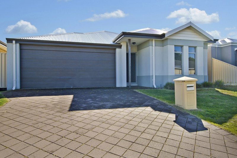 37 Sorrento Turn, Secret Harbour WA 6173