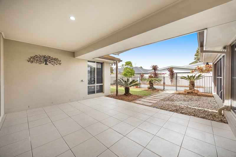 Photo - 37 Sovereign Circuit, Pelican Waters QLD 4551 - Image 5