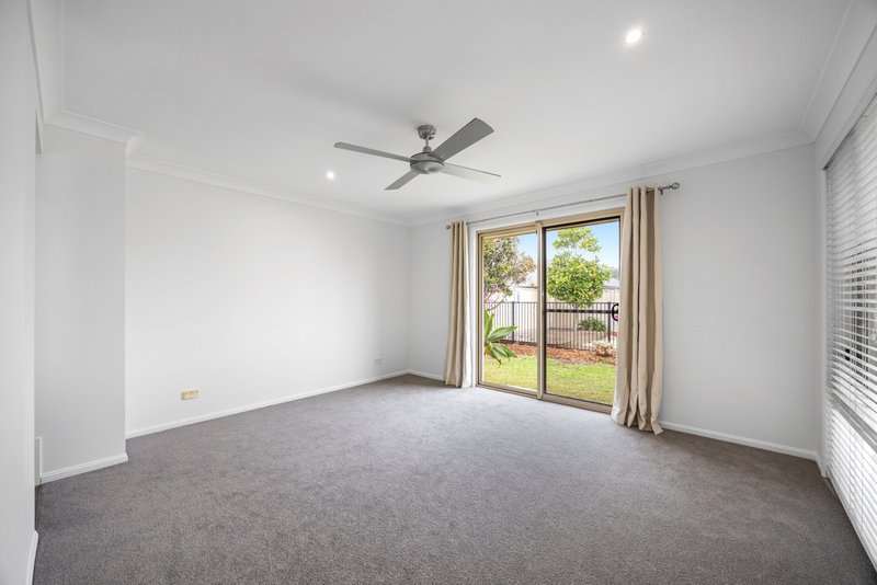 Photo - 37 Sovereign Circuit, Pelican Waters QLD 4551 - Image 12