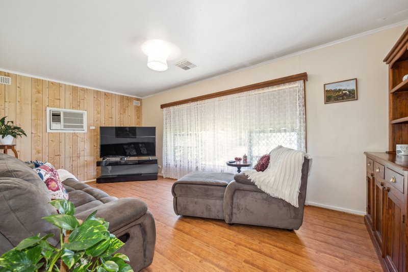 Photo - 37 St Andrews Crescent, Novar Gardens SA 5040 - Image 3