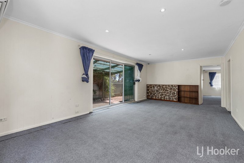 Photo - 37 St Leonard Crescent, Elizabeth Downs SA 5113 - Image 4