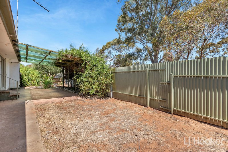 Photo - 37 St Leonard Crescent, Elizabeth Downs SA 5113 - Image 21