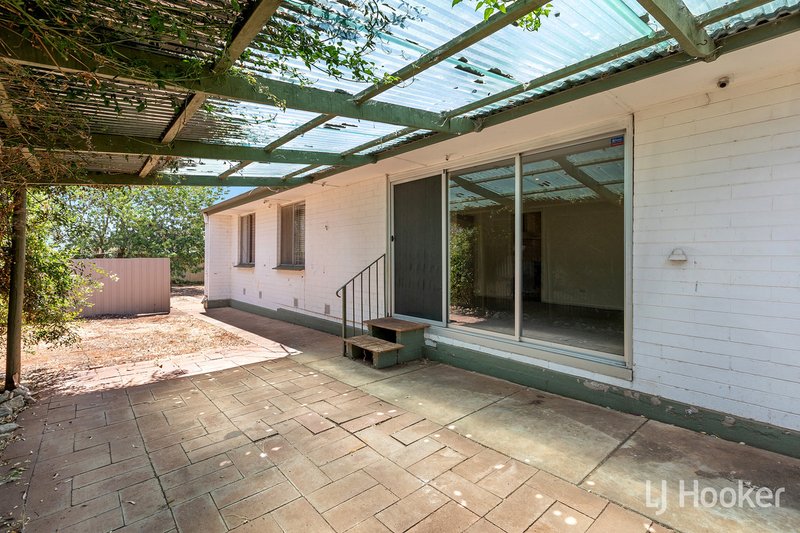 Photo - 37 St Leonard Crescent, Elizabeth Downs SA 5113 - Image 22