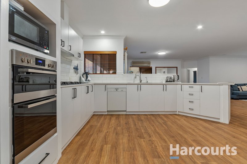 Photo - 37 St Pierre Circuit, Currambine WA 6028 - Image 3