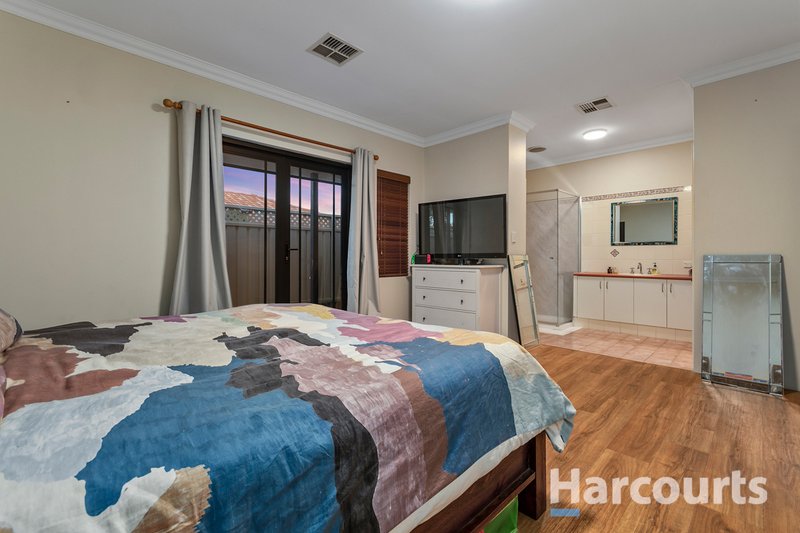 Photo - 37 St Pierre Circuit, Currambine WA 6028 - Image 17