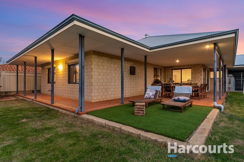 Photo - 37 St Pierre Circuit, Currambine WA 6028 - Image 28