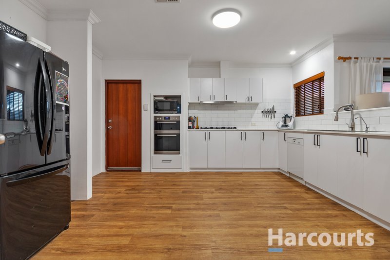 Photo - 37 St Pierre Circuit, Currambine WA 6028 - Image 34