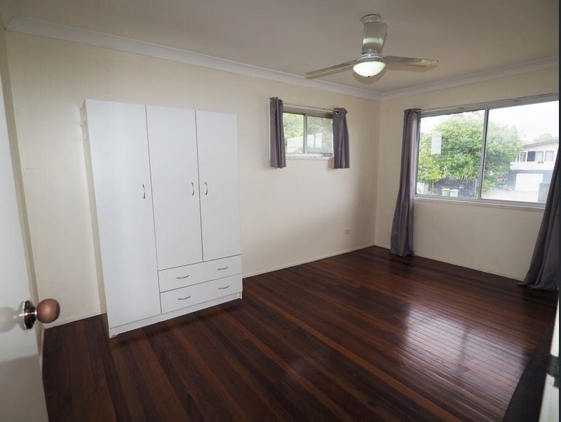Photo - 37 Stanley Street, Strathpine QLD 4500 - Image 7