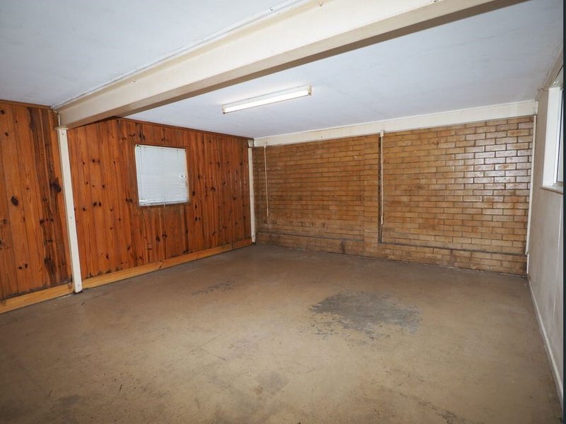 Photo - 37 Stanley Street, Strathpine QLD 4500 - Image 12