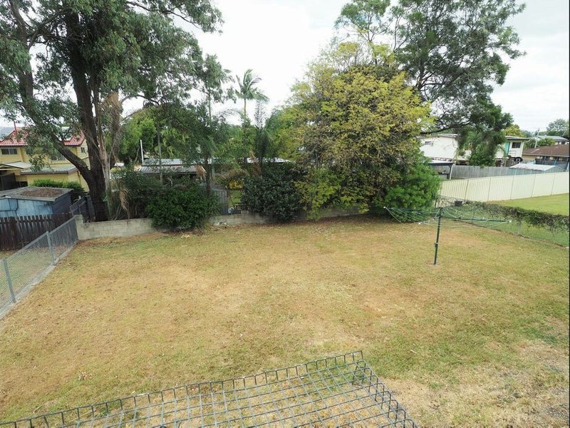 Photo - 37 Stanley Street, Strathpine QLD 4500 - Image 17