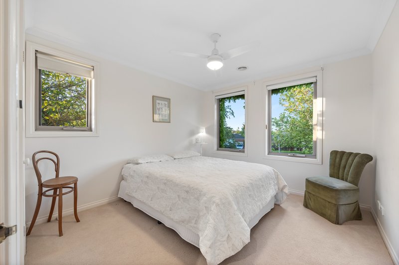 Photo - 37 Stirling Drive, Lake Gardens VIC 3355 - Image 15