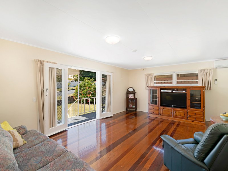 Photo - 37 Suncroft Street, Mount Gravatt QLD 4122 - Image 3