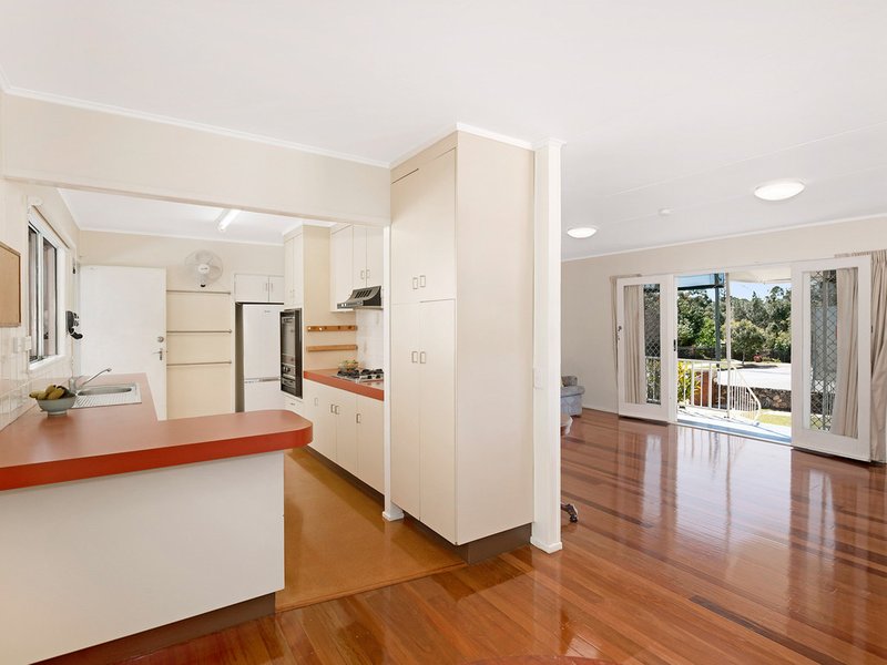 Photo - 37 Suncroft Street, Mount Gravatt QLD 4122 - Image 4