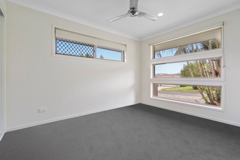 Photo - 37 Sunridge Circuit, Bahrs Scrub QLD 4207 - Image 2