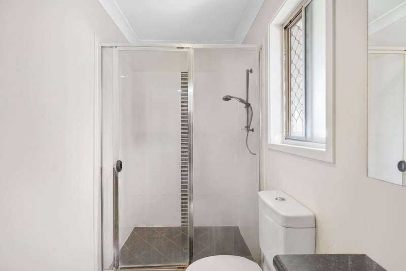 Photo - 37 Sunridge Circuit, Bahrs Scrub QLD 4207 - Image 9