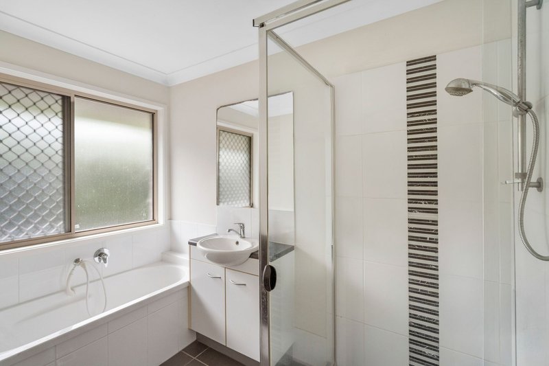 Photo - 37 Sunridge Circuit, Bahrs Scrub QLD 4207 - Image 10