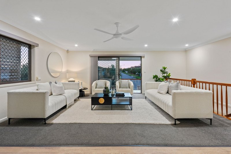 Photo - 37 Swanfield Street, Macgregor QLD 4109 - Image 4