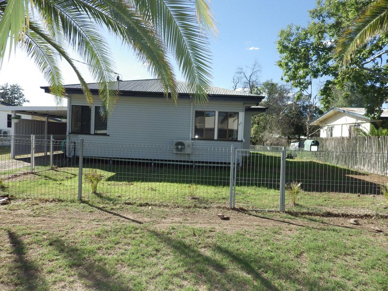 37 Taylor Street, Roma QLD 4455