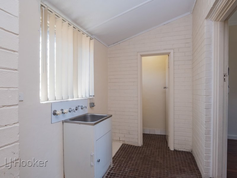 Photo - 37 Thorney Way, Balga WA 6061 - Image 12