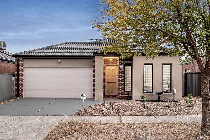 37 Thorngrove Avenue, Craigieburn VIC 3064