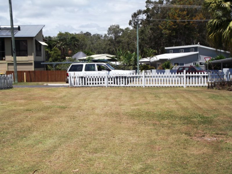 Photo - 37 Tingara Street, Macleay Island QLD 4184 - Image 6