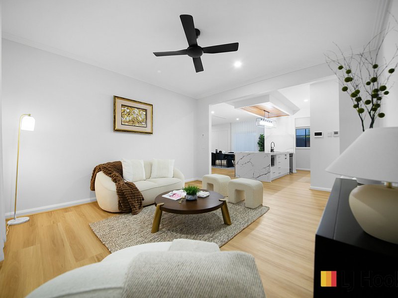 Photo - 37 Touriga Circuit, Sunbury VIC 3429 - Image 9