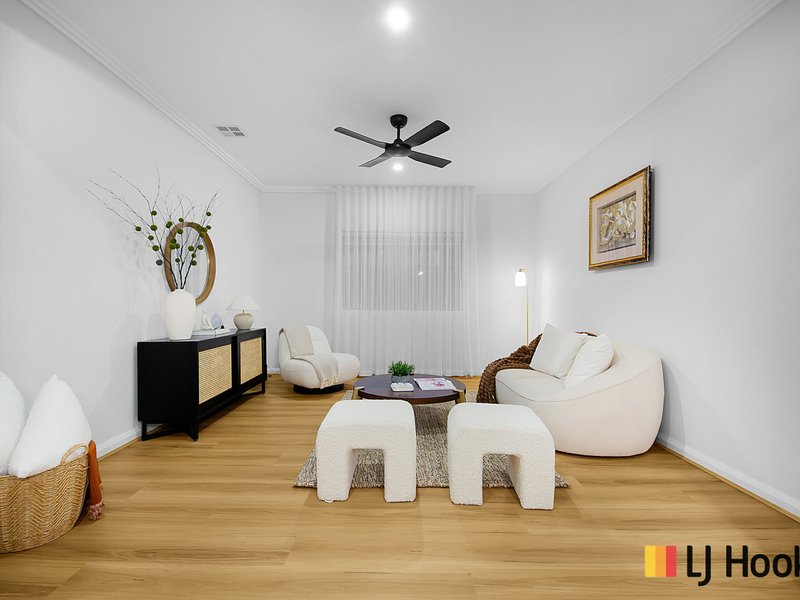 Photo - 37 Touriga Circuit, Sunbury VIC 3429 - Image 10