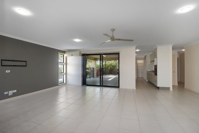 Photo - 37 Turrum Street, Scarness QLD 4655 - Image 6